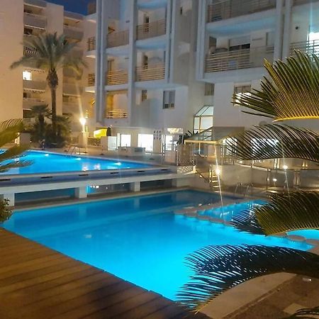 Apartamento En El Centro De Salou Luaran gambar