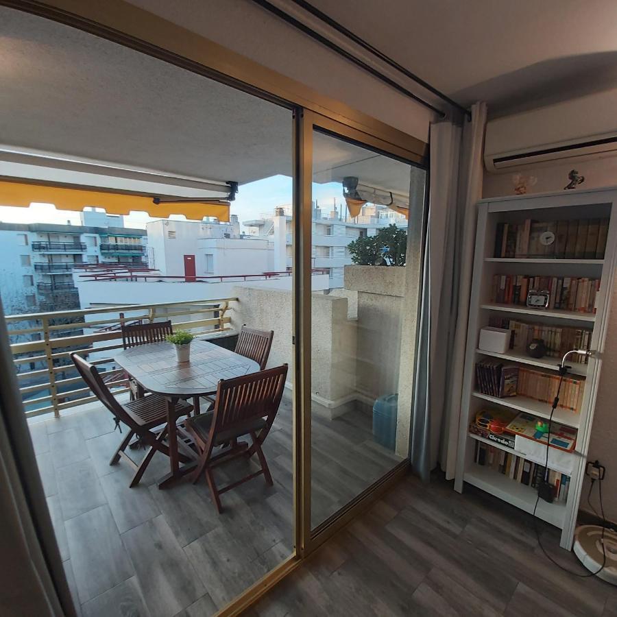 Apartamento En El Centro De Salou Luaran gambar